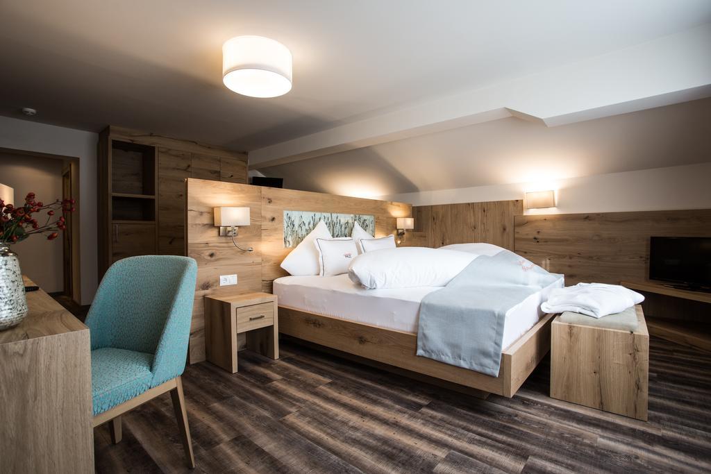 Der Walzl Hotell Lans Exteriör bild