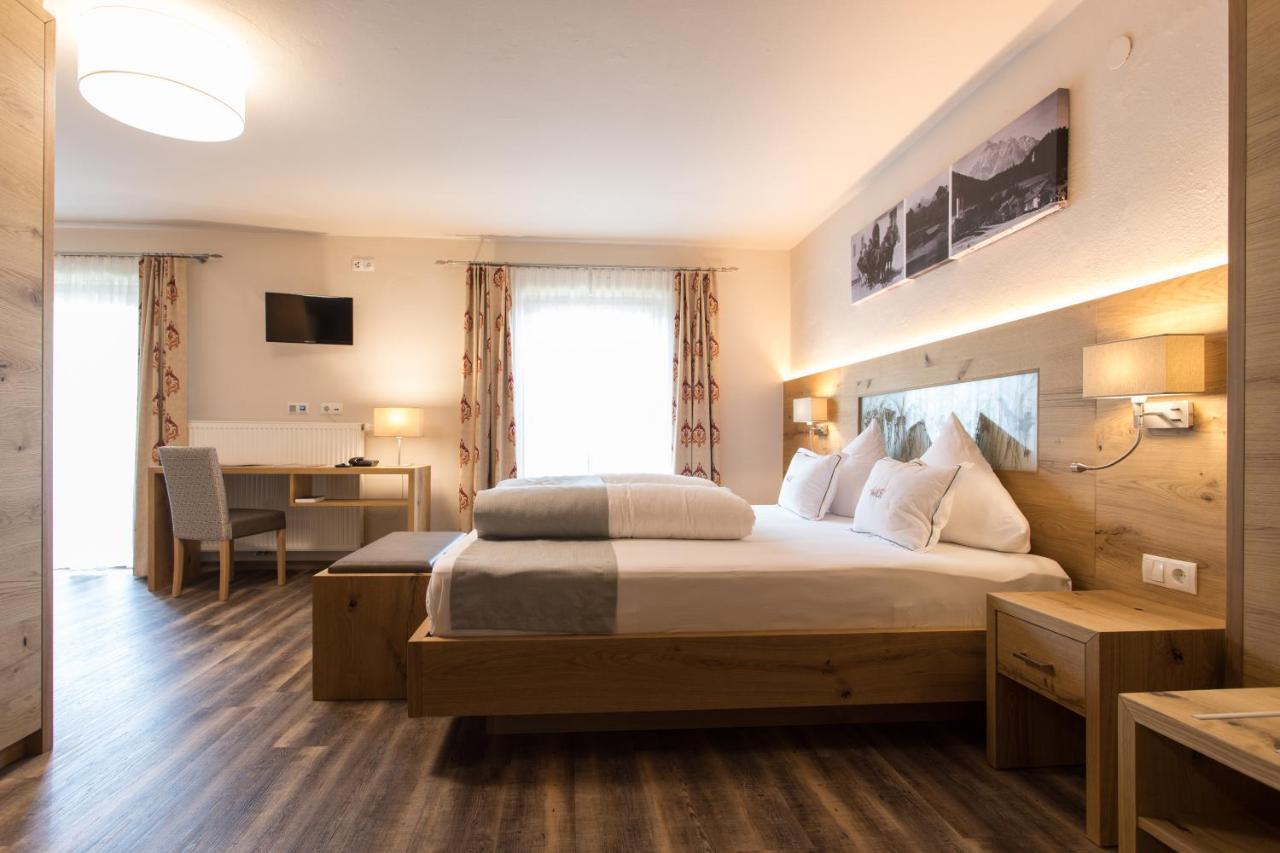 Der Walzl Hotell Lans Exteriör bild